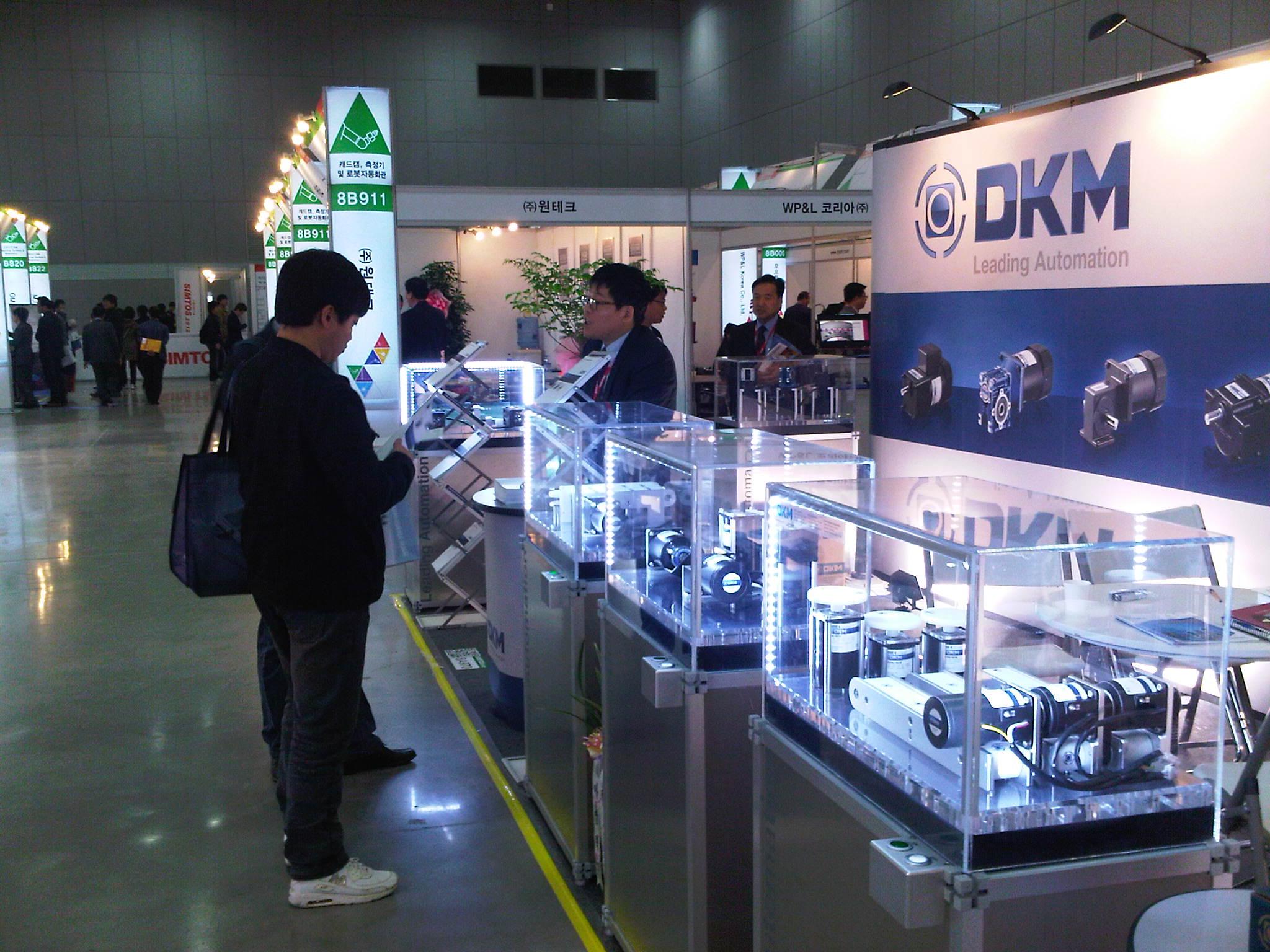 IMG00447-20120422-1502.jpg